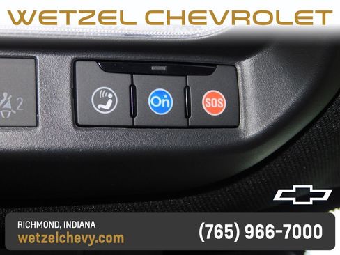 Used 2026 Chevrolet Trax RS FWD image 36