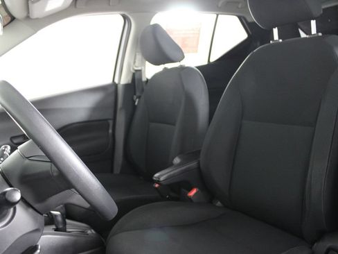 Certified 2023 Nissan Kicks S FWD image 19