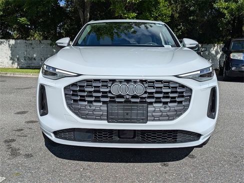 Used 2025 Audi Q5 Premium Plus w/ Premium Plus image 8