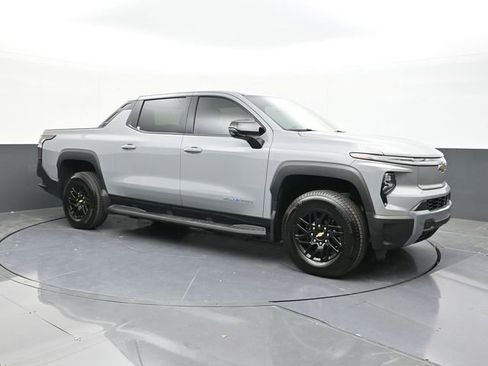 New 2025 Chevrolet Silverado EV LT AWD/4WD image 21