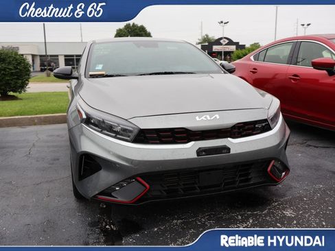 Used 2022 Kia Forte GT w/ GT Technology Package FWD image 3