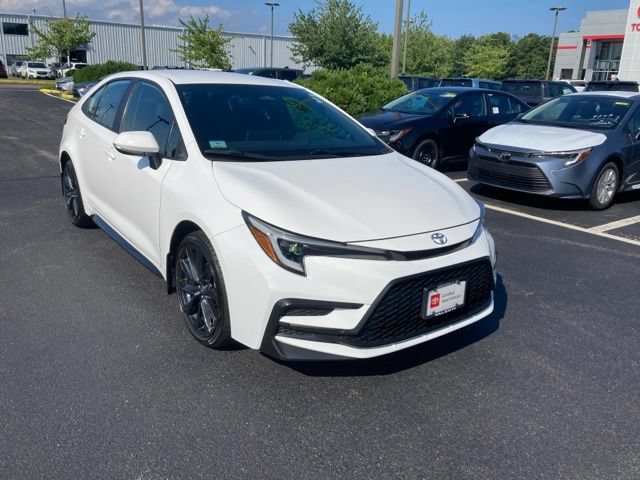 Certified 2023 Toyota Corolla SE w/ Carpet Mat Package (TMS) FWD image 11