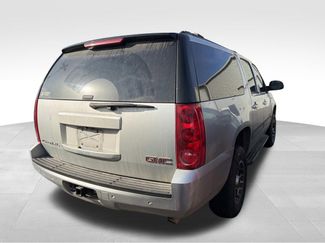 Used 2013 GMC Yukon XL 2500 SLT video 3