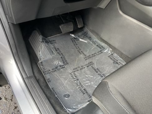 Used 2026 Honda CR-V LX image 18