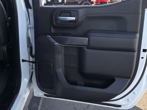 Used 2021 GMC Sierra 1500 AT4 w/ AT4 Premium Package image 27