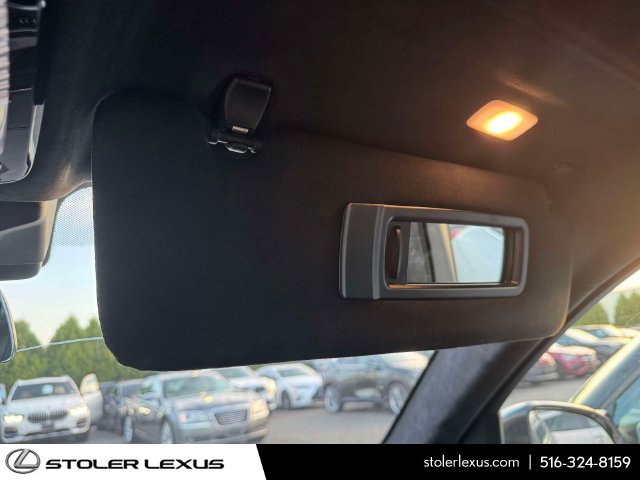 Used 2023 BMW X7 xDrive40i w/ M Sport Package AWD/4WD image 38