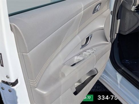 Used 2022 Hyundai Elantra SEL w/ Convenience Package image 13