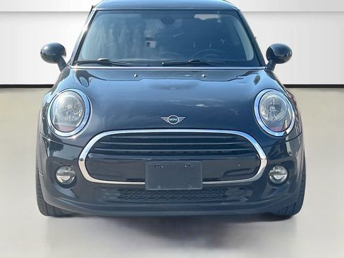 Used 2019 MINI Cooper 2-Door Hardtop FWD image 2