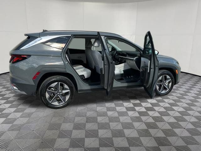Certified 2026 Hyundai Tucson SEL Plus AWD/4WD image 13