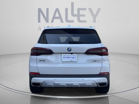 Used 2021 BMW X5 sDrive40i w/ Convenience Package RWD image 3