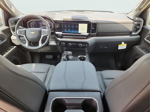 New 2026 Chevrolet Silverado 1500 LT w/ Safety Package AWD/4WD image 10