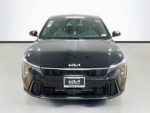 New 2025 Kia K4 GT-Line image 2