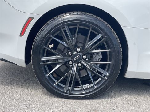 Used 2016 Chevrolet Camaro SS RWD image 32