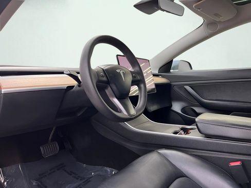 Used 2020 Tesla Model 3 Standard Range image 26