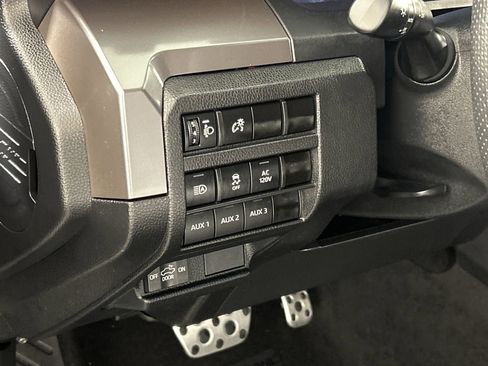 Used 2024 Toyota Tacoma TRD Sport image 13