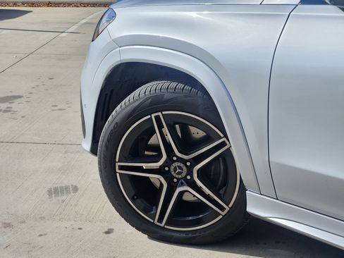 Certified 2025 Mercedes-Benz GLS 450 4MATIC image 5