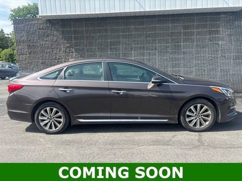 Used 2016 Hyundai Sonata Sport w/ Option Group 1V FWD image 1