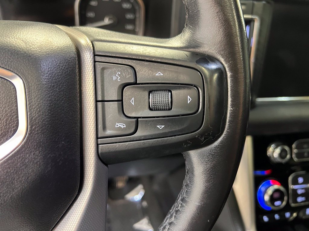 Used 2021 GMC Yukon Denali w/ Denali Premium Package AWD/4WD image 21