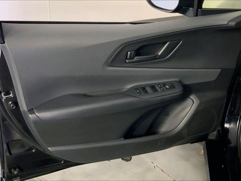 Used 2025 Toyota Prius LE AWD/4WD image 24