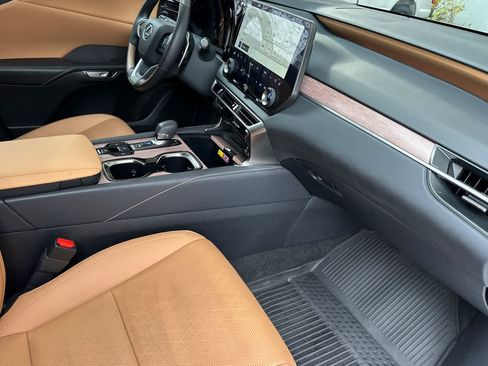 Certified 2023 Lexus RX 350 Premium Plus image 17