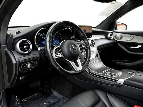 Used 2021 Mercedes-Benz GLC 300 4MATIC Coupe image 3