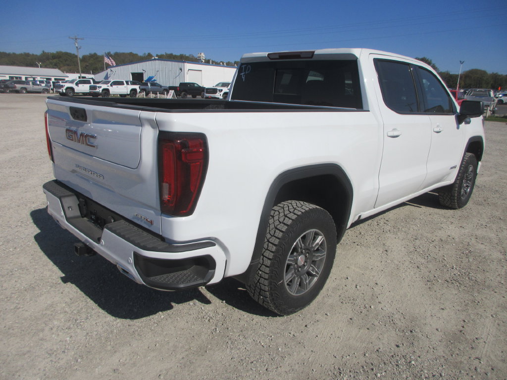 New 2026 GMC Sierra 1500 AT4 w/ AT4 Premium Package AWD/4WD image 4