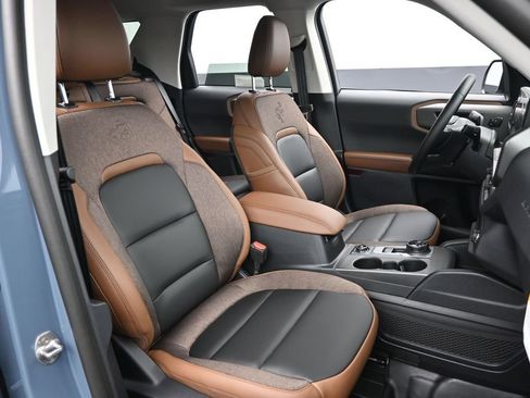 New 2026 Ford Bronco Sport Outer Banks w/ Sasquatch Outer Banks Package AWD/4WD image 24