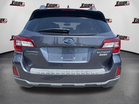 Used 2017 Subaru Outback 2.5i Premium AWD/4WD image 6