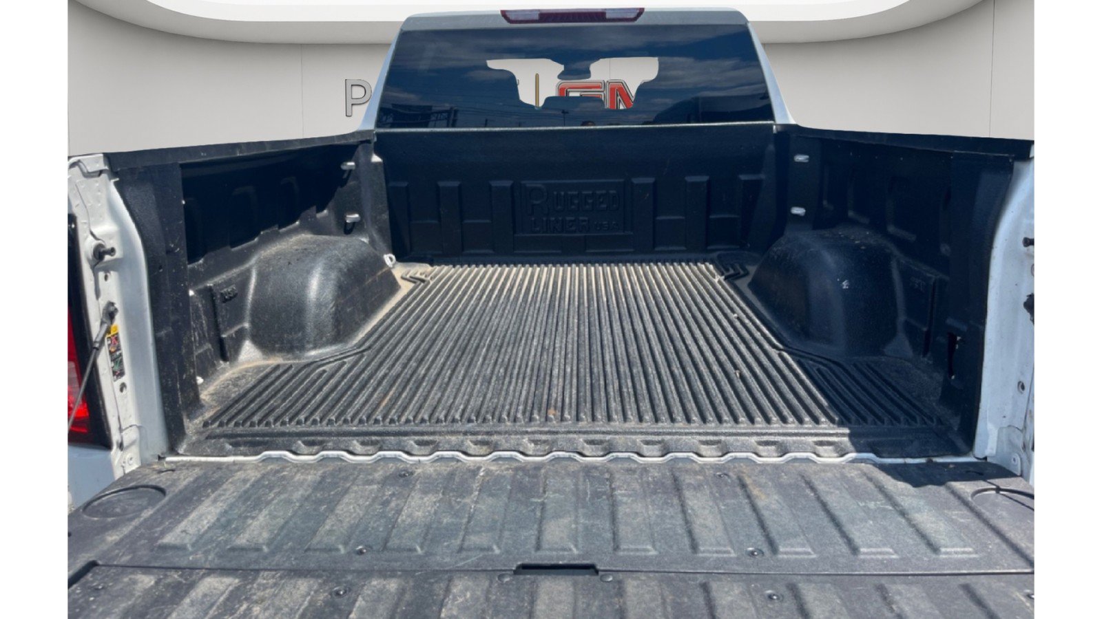 Used 2025 GMC Sierra 1500 SLT AWD/4WD image 12