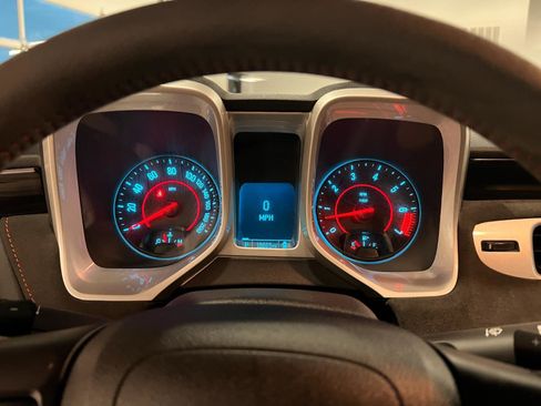 Used 2013 Chevrolet Camaro ZL1 RWD image 12