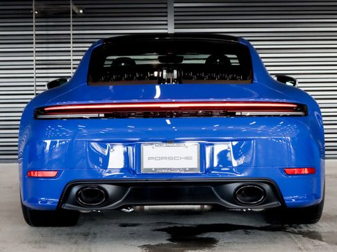 New 2026 Porsche 911 Carrera T image 10
