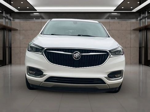 Used 2019 Buick Enclave Essence AWD/4WD image 2