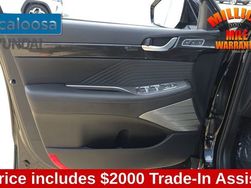 Used 2023 Hyundai Palisade Calligraphy AWD/4WD image 11