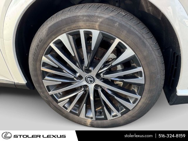 Used 2023 Lexus RX 350 w/ Accessory Package (2T) AWD/4WD image 9
