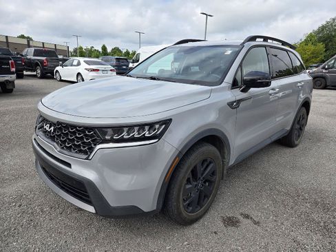 Used 2022 Kia Sorento S AWD/4WD image 3
