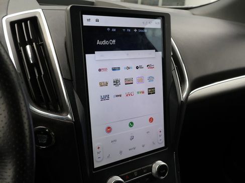 Used 2023 Ford Edge ST image 24