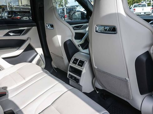 Used 2025 Jaguar F-PACE R-Dynamic S image 19