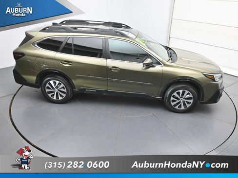 Used 2020 Subaru Outback Premium AWD/4WD image 34