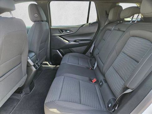 Used 2026 Chevrolet Equinox LT AWD/4WD image 22