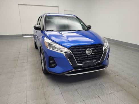 Used 2021 Nissan Kicks S FWD image 14