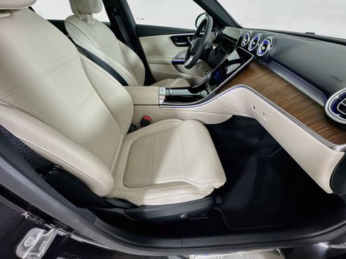 Used 2026 Mercedes-Benz C 300 Sedan image 31