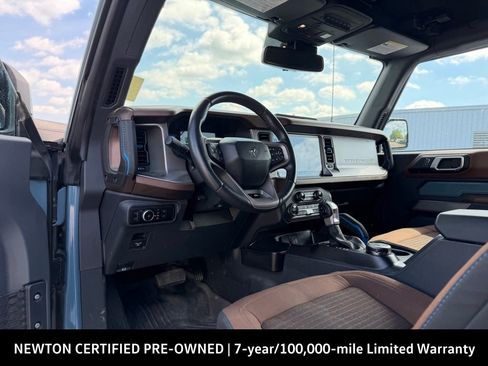 Used 2023 Ford Bronco Outer Banks AWD/4WD image 11