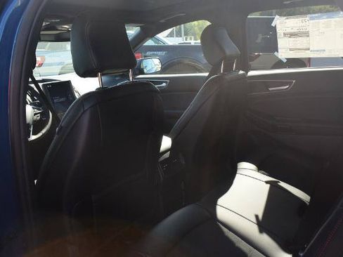 Certified 2024 Ford Edge ST-Line AWD/4WD image 15