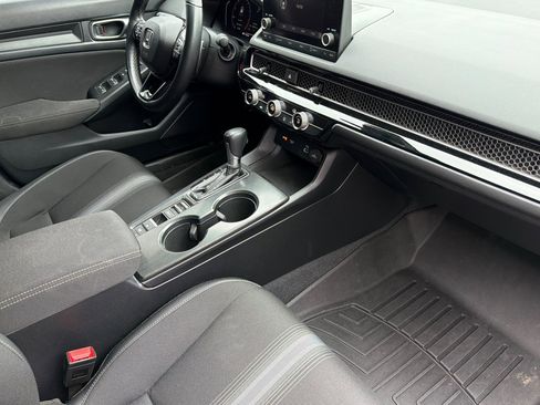 Used 2024 Honda Civic Sport image 14