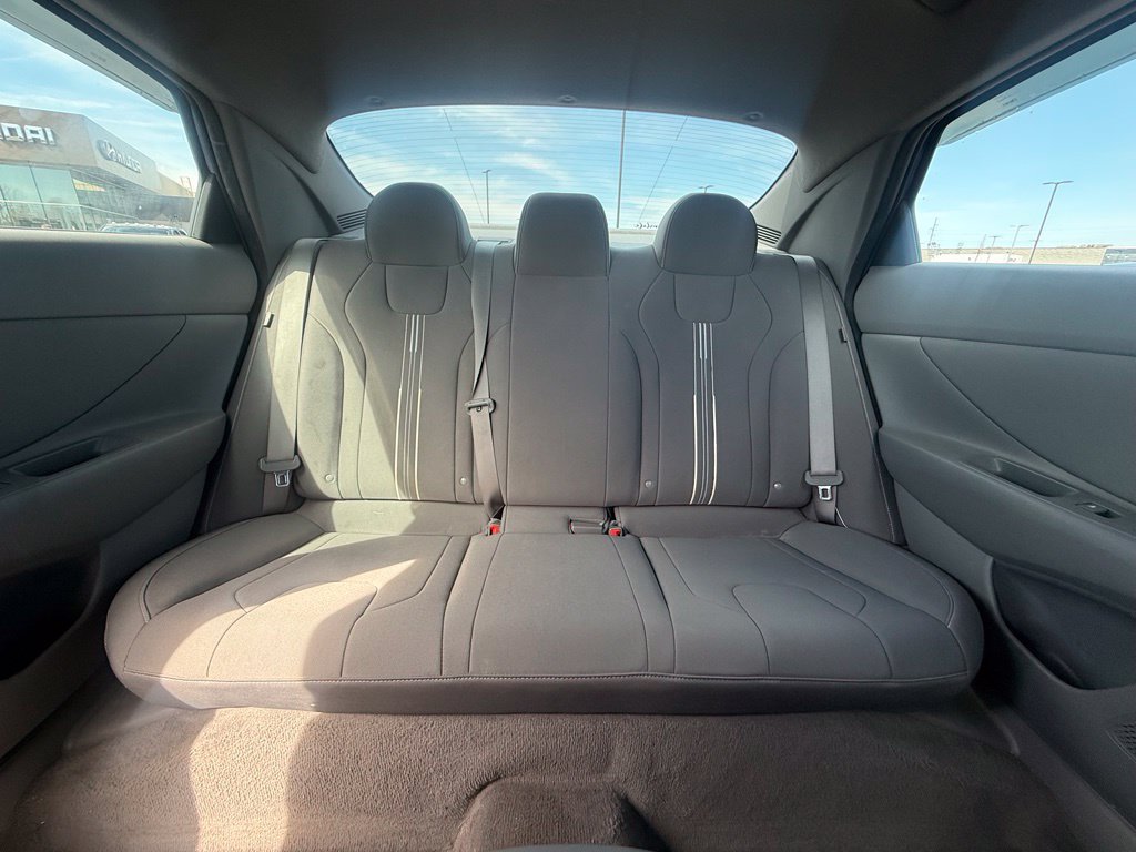Certified 2025 Hyundai Elantra Sport FWD image 29