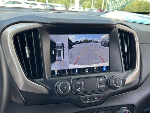 Used 2024 GMC Terrain Denali w/ Denali Premium Package image 21