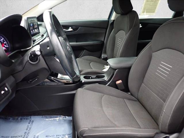 Used 2019 Kia Forte S w/ S Premium Package FWD image 10
