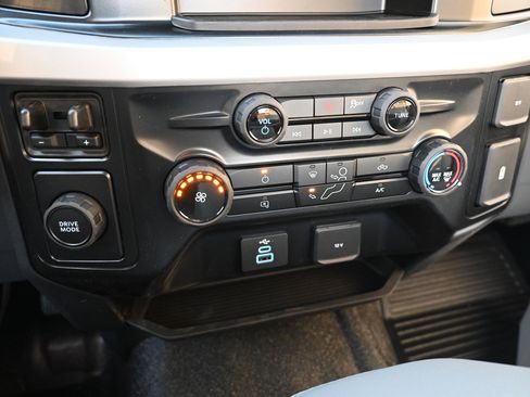 New 2026 Ford F550 2WD Regular Cab Super Duty image 10