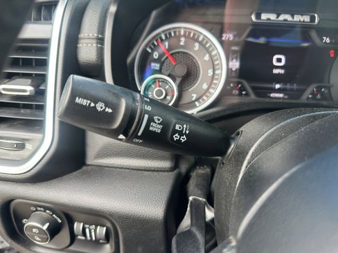 Used 2025 RAM 1500 Laramie image 35