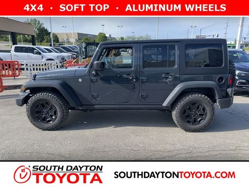 Used 2018 Jeep Wrangler Unlimited Sport AWD/4WD image 1